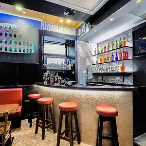 Хостел Alessandro Palace & Bar Рим